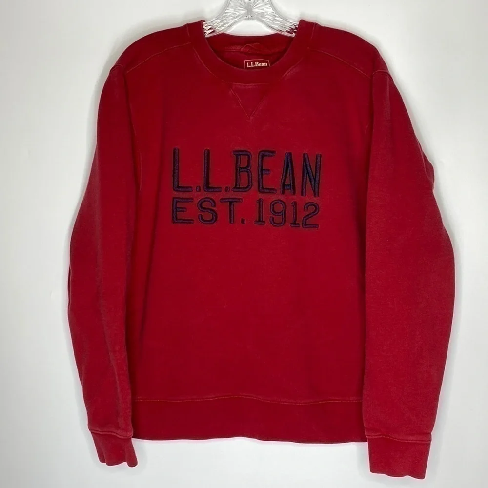 L.L. Bean Embroidered Red Crewneck Sweatshirt Size Small